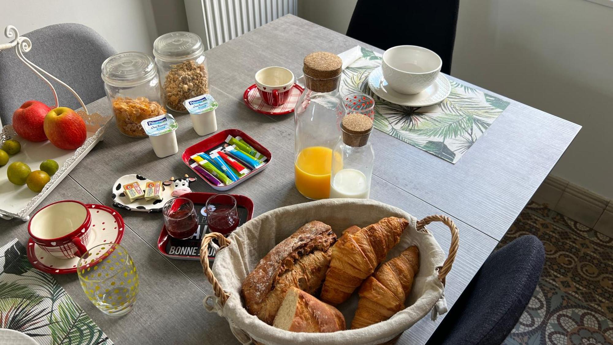 A La Ferme De Thilloy Bed & Breakfast Ligny-Thilloy ภายนอก รูปภาพ